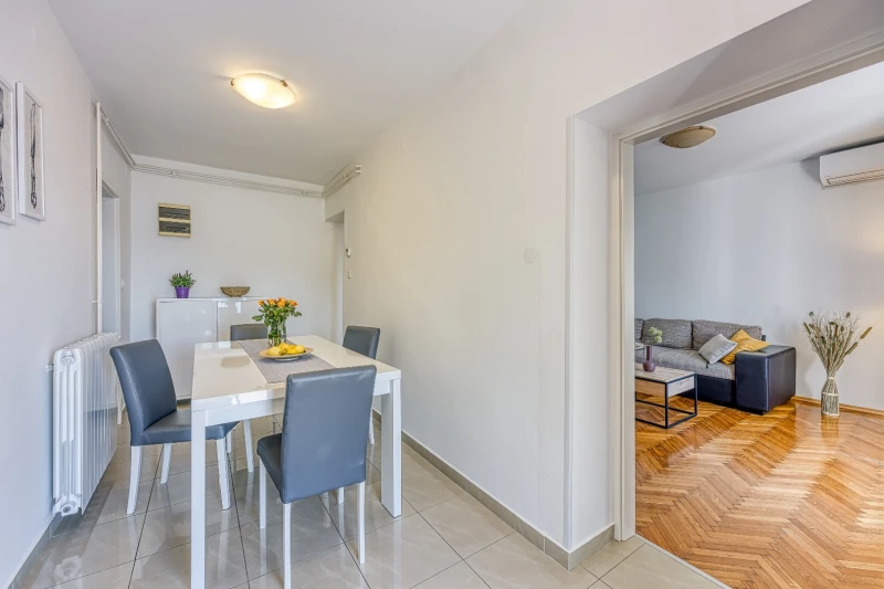 Apartment 8