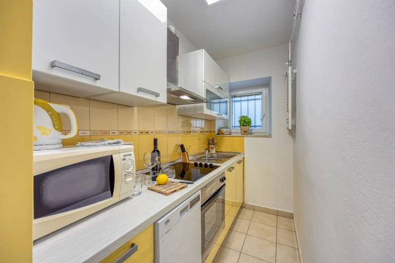 Apartment 8