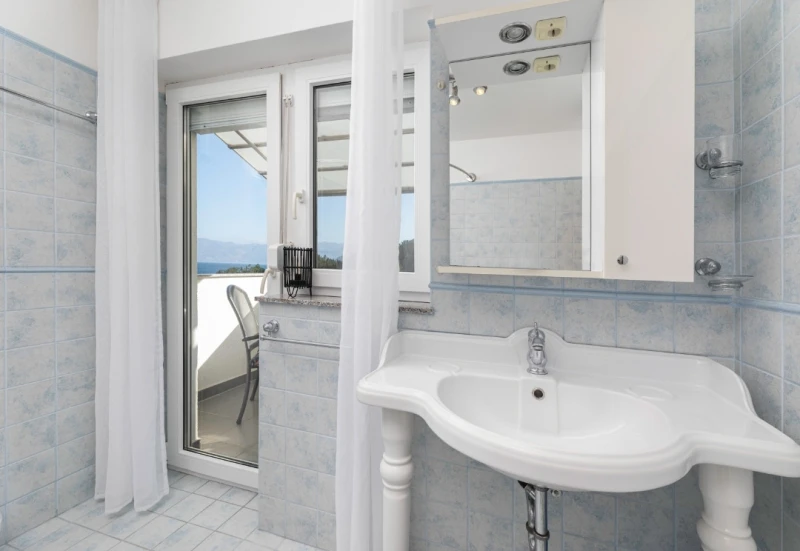 Stay in Baška, Bathroom / WC