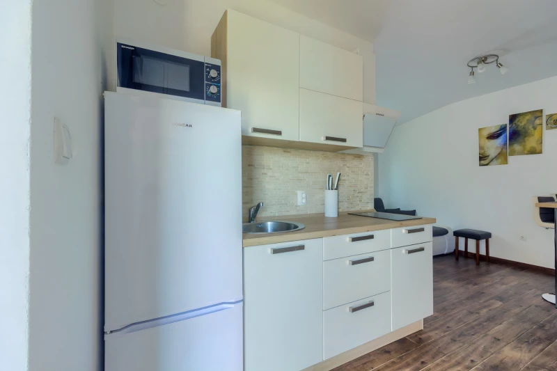 Apartment 1 + A, Küche