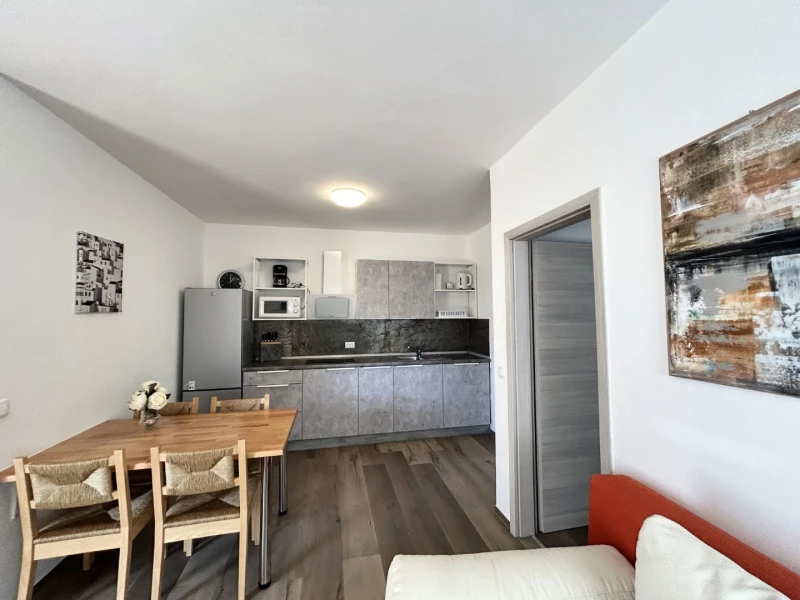 Apartment 2, Kitchen
