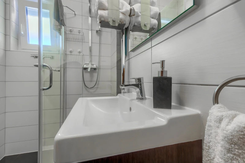 Apartment 2, Badezimmer / WC