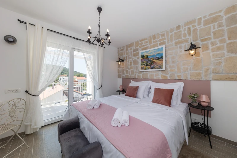 PERLA, Bedrooms