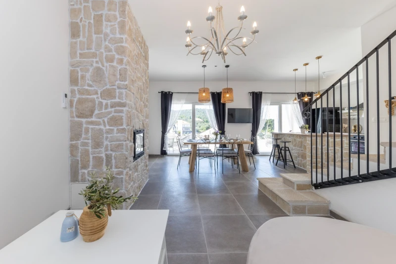 PERLA, Living room