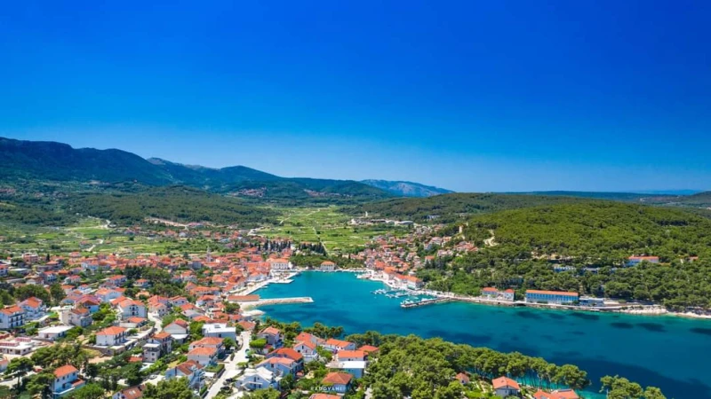 Apartmani Štambuk, Jelsa