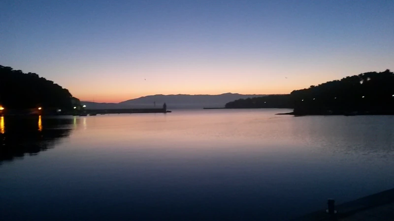 Apartmani Štambuk, Jelsa