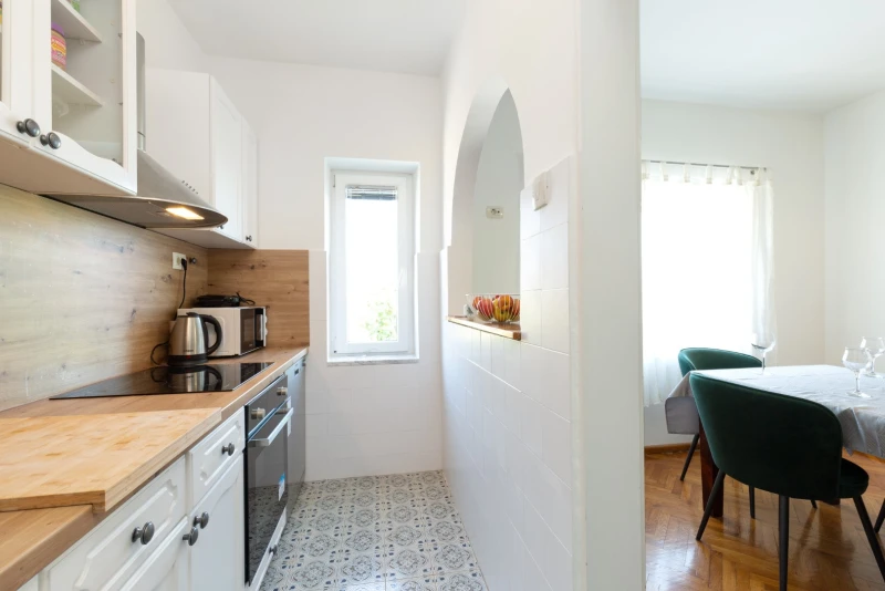 Apartment 3