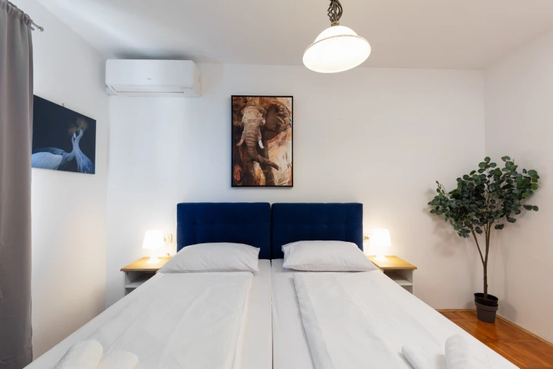 Apartment 2, Bedrooms
