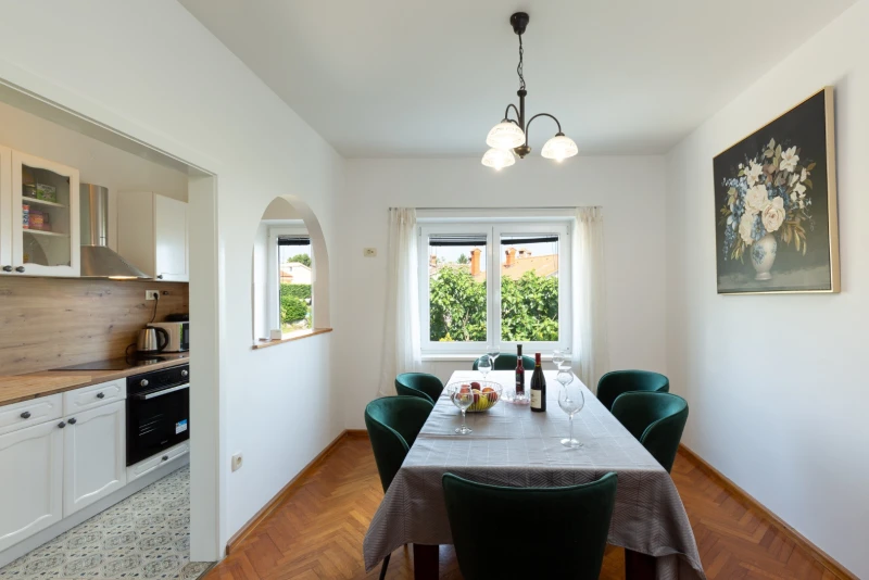 Apartment 3