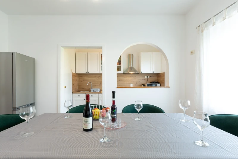 Apartment 3