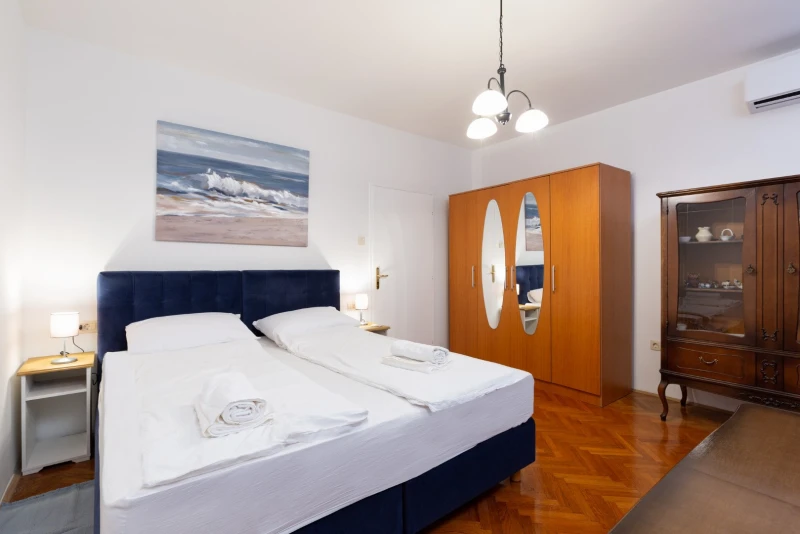 Apartment 3