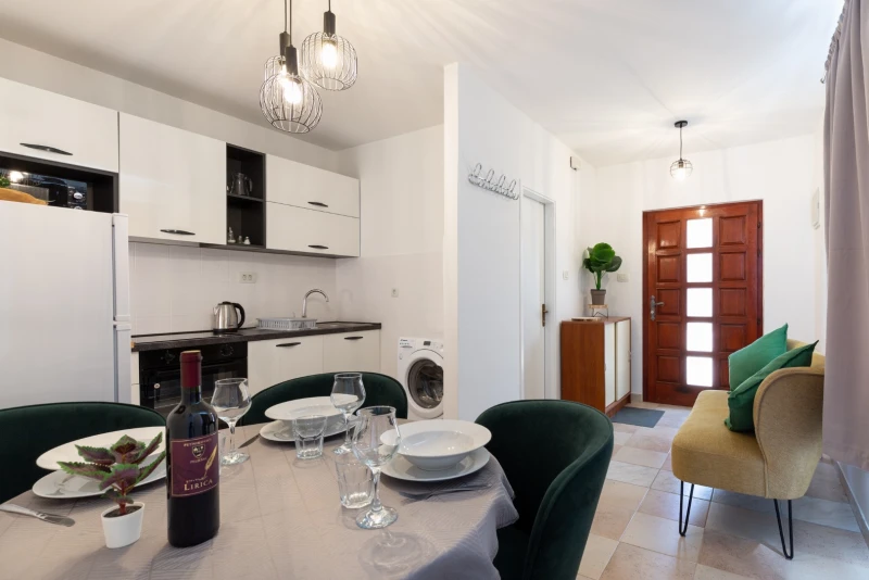 Apartment 1