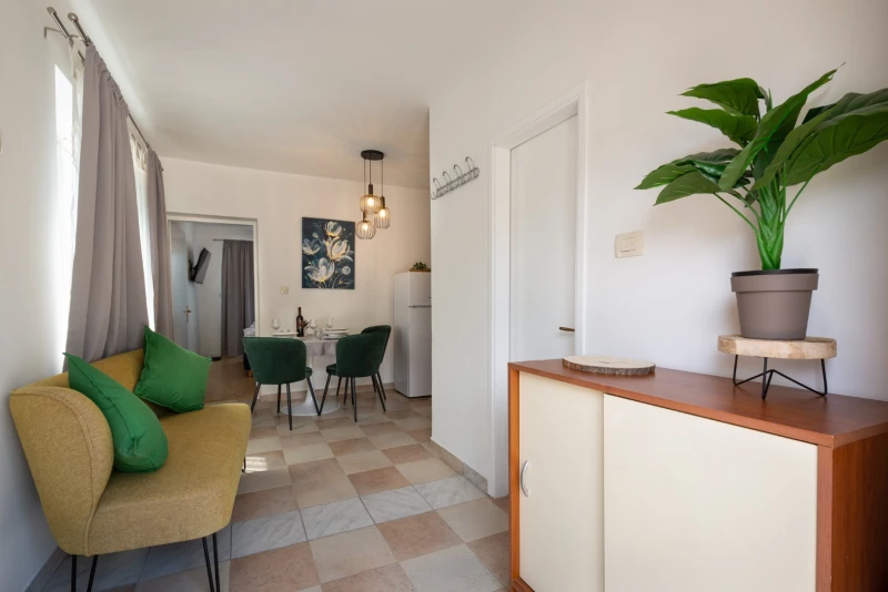 Apartment 1