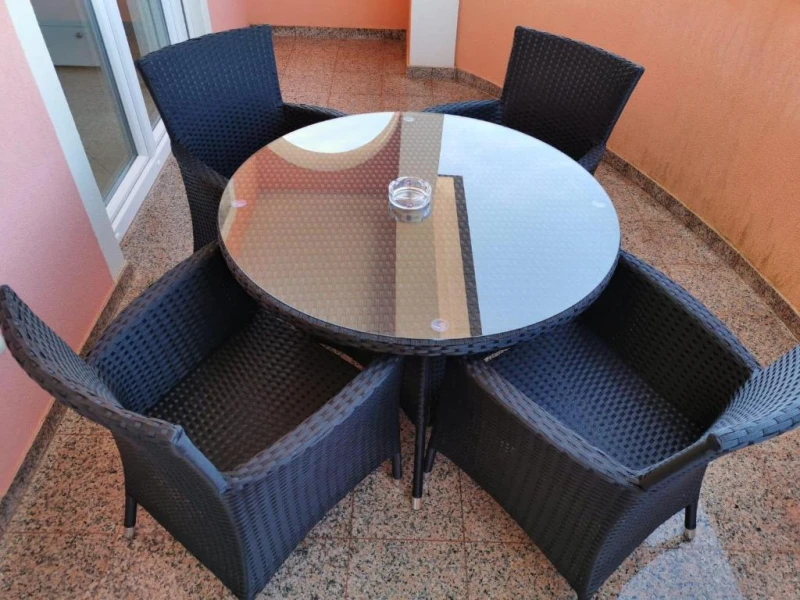 Apartman sa 2 spavaće sobe u prizemlju, Balkon / terasa