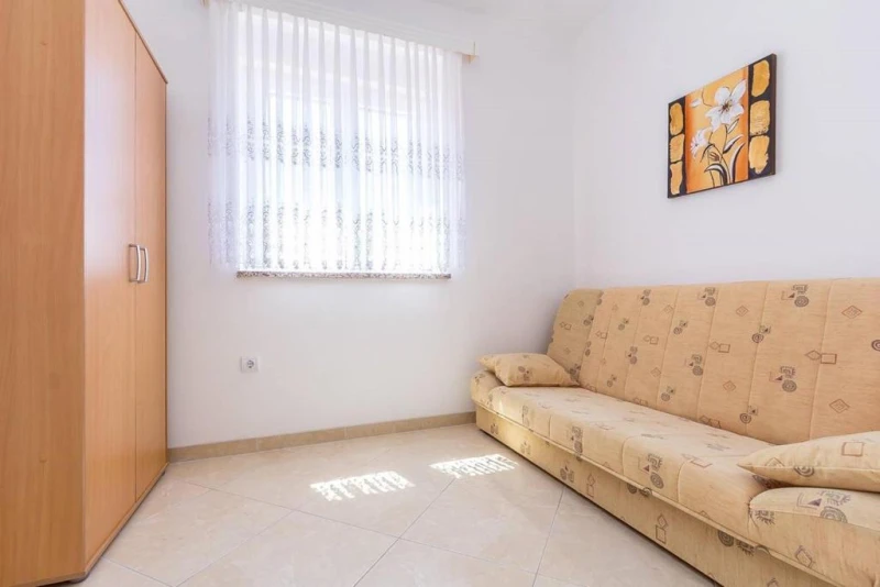 Apartman sa 2 spavaće sobe na 2.katu, Sobe
