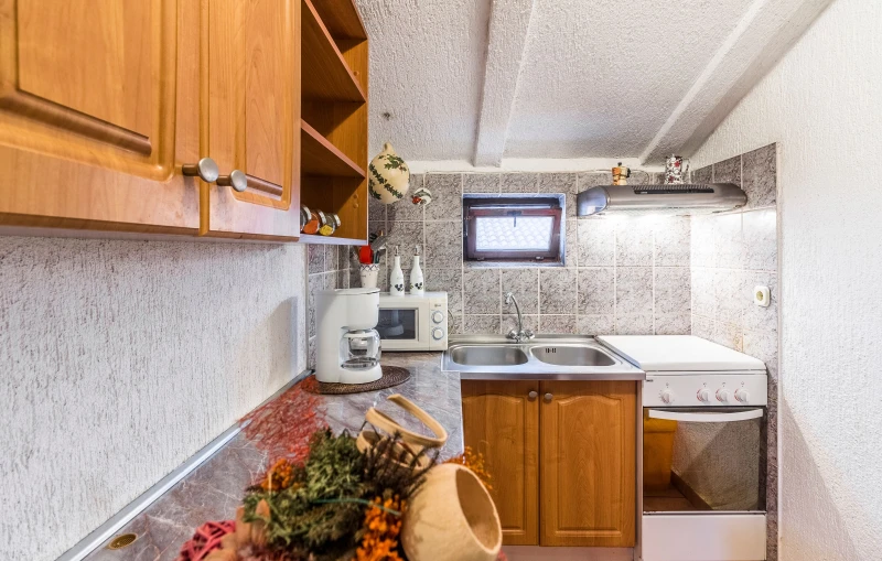 Apartman sa 2 spavaće sobe na 2.katu, Kuhinja