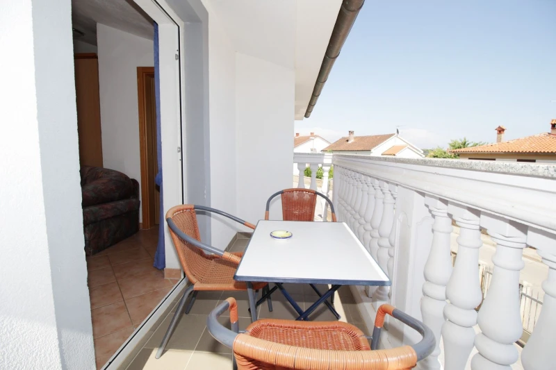 Wohnung mit 2 Schlafzimmern im 1. Stock, Balkon / Terrasse