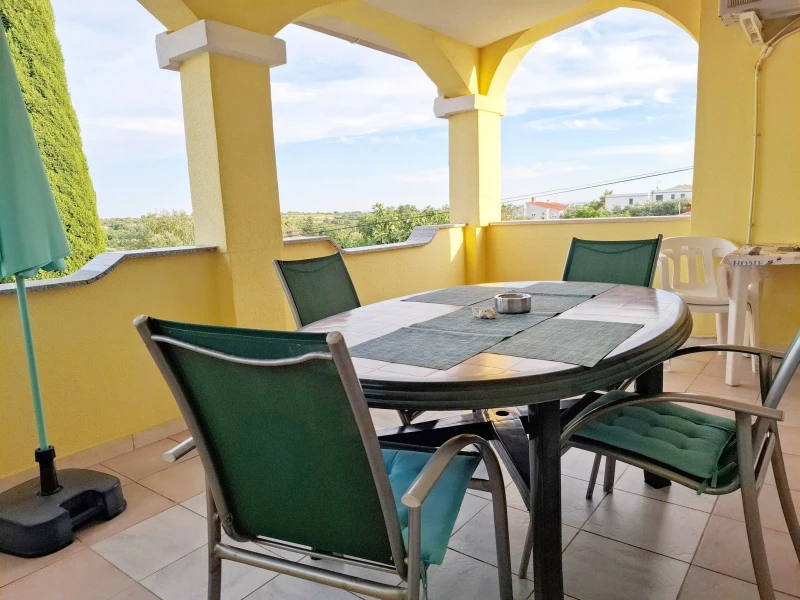 Obiteljski apartman sa velikom terasom, Balkon / terasa