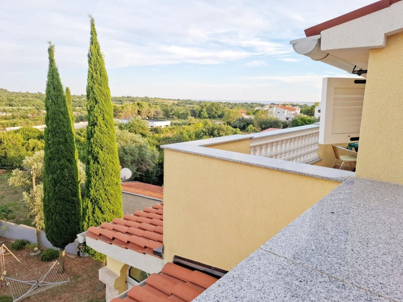 Studio apartman sa terasom sa pogledom na more, Balkon / terasa