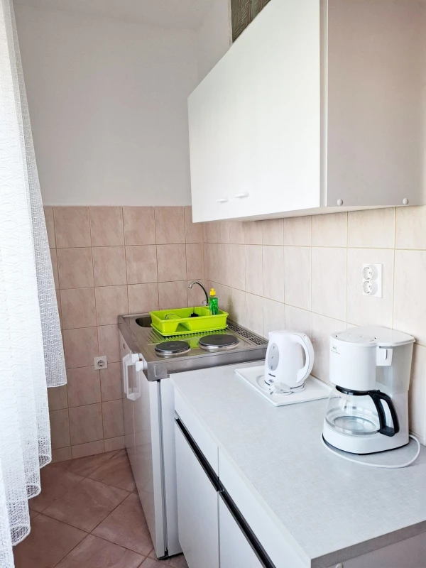 Apartman sa velikom terasom prema istoku, Kuhinja