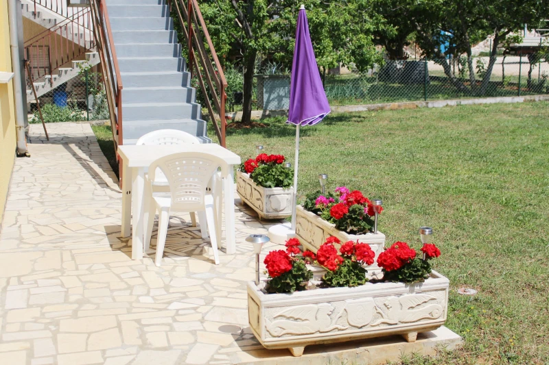 Apartmani Maria, apartmani sa velikim terasama i parkingom, Medulin