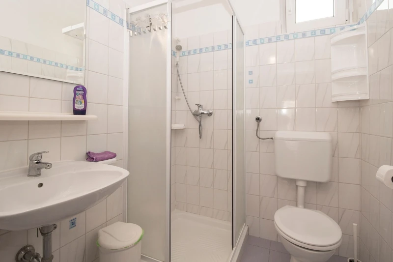 Apartman sa 2 spavaće sobe i 2 kupaonice, Kupaonica / wc