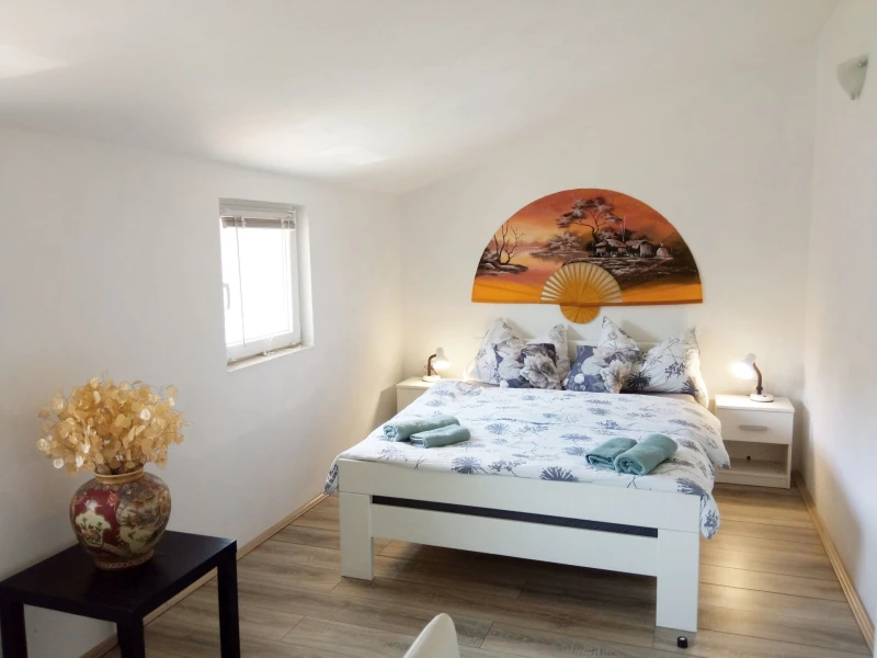 Apartman Rosa, na mirnoj lokaciji blizu šume, Sobe