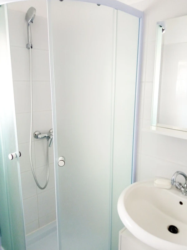 Apartman Rosa, na mirnoj lokaciji blizu šume, Kupaonica / wc