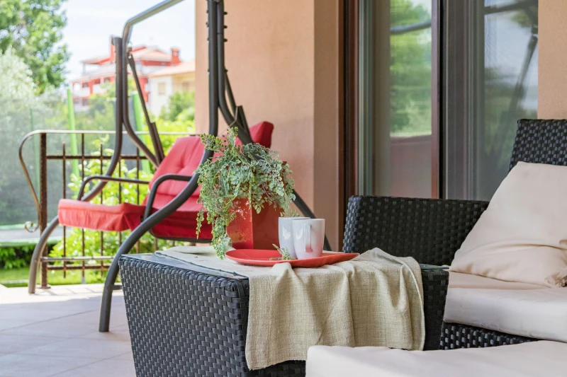Apartman Marilena sa bazenom, Balkon / terasa