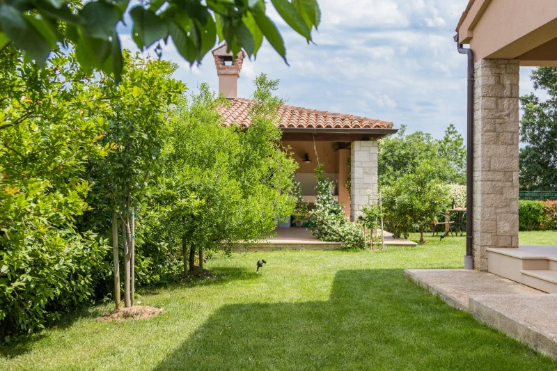 Apartman Marilena sa bazenom, Ližnjan