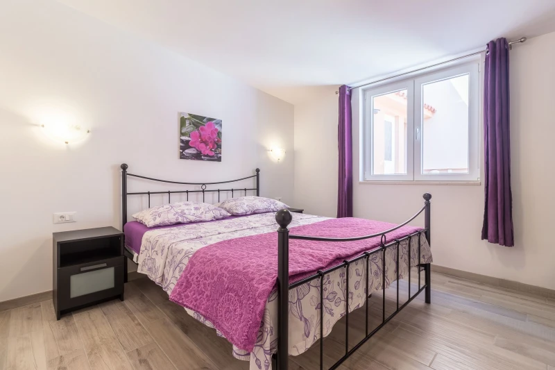 Appartamento con una camera da letto, Camere