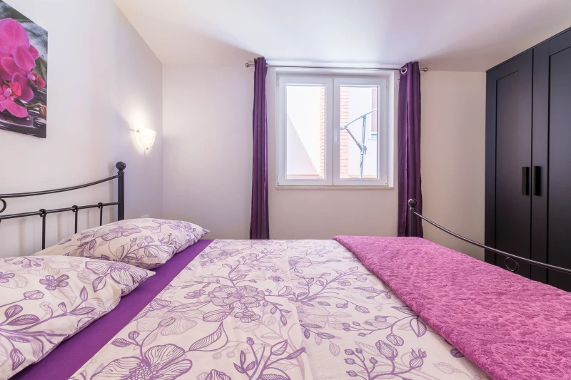Appartamento con una camera da letto, Camere