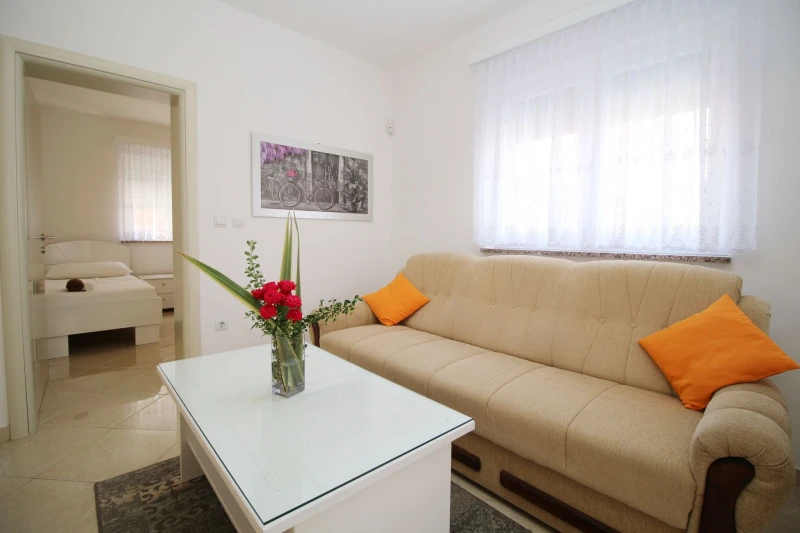 Apartman sa 2 spavaće sobe u prizemlju, Dnevni boravak