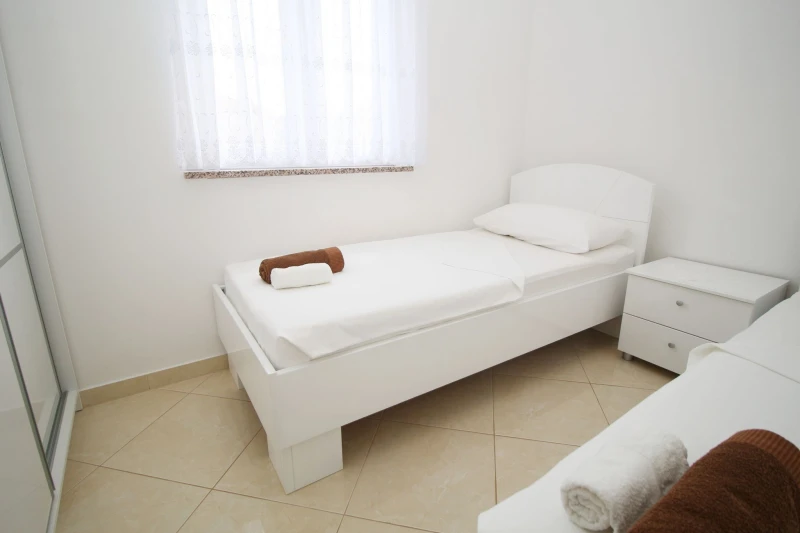 Apartman sa 2 spavaće sobe na 1. katu, Apartmani Adriana, 400 m od plaže u Medulinu, Medulin