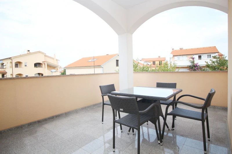 Apartment with 2 bedrooms on the 1st floor, Balcony / Terrace