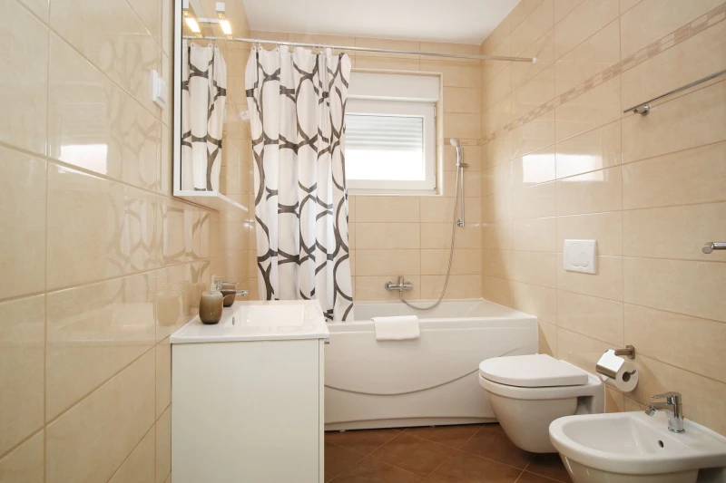 Apartment with 1 bedroom on the 2nd floor, Bathroom / WC