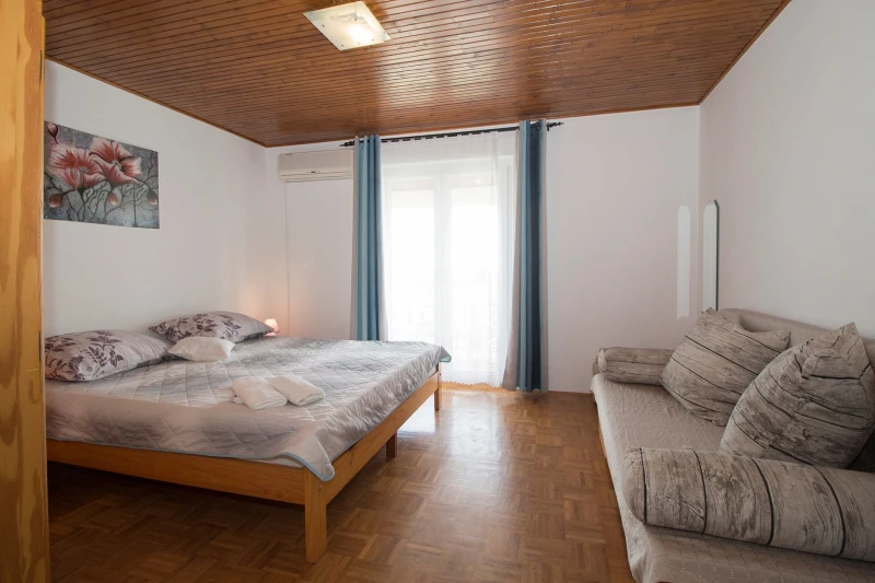 Wohnung im 2. Stock, Zimmer