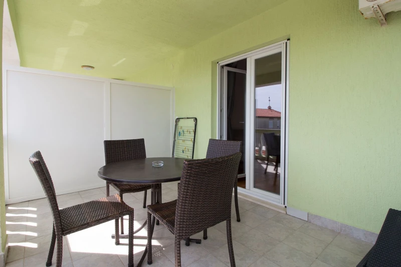 Appartamento al 1° piano Est, Balcone / terrazza