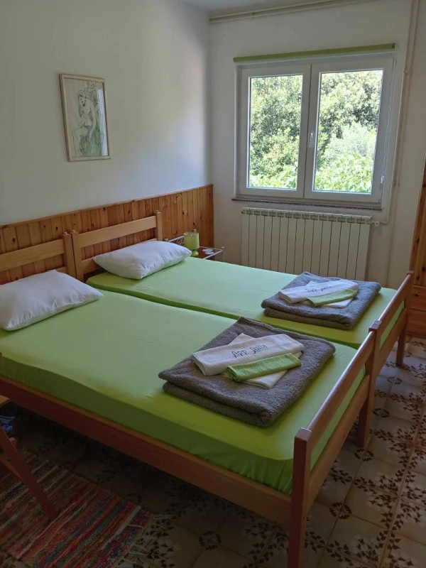Julia 1, Bedrooms