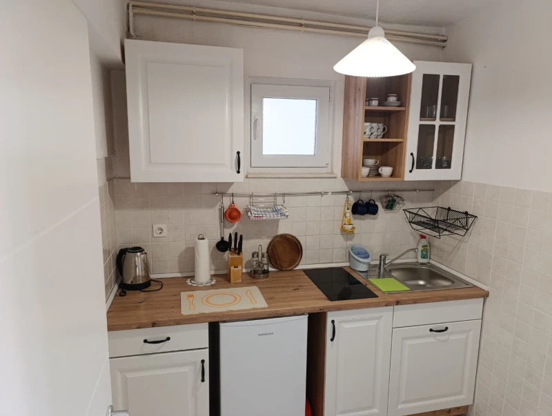 Julia 3, Kitchen