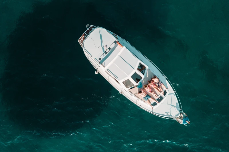 BOAT ORCA MARE for 9 guests, Pula