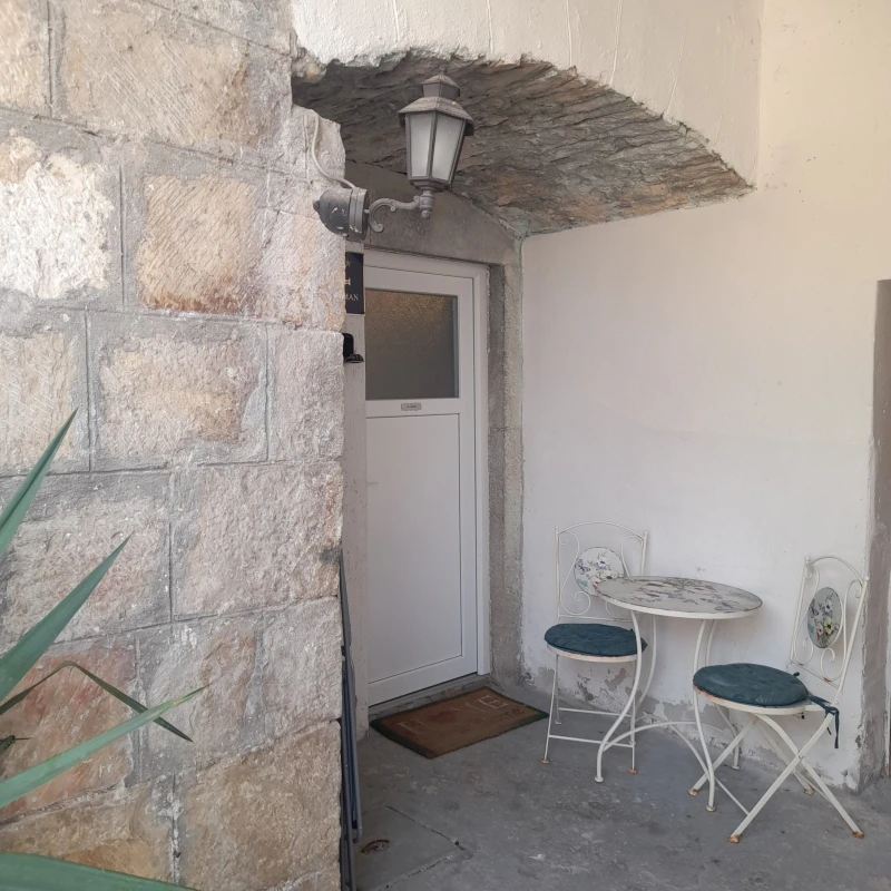 Apartman 1, Balkon / terasa