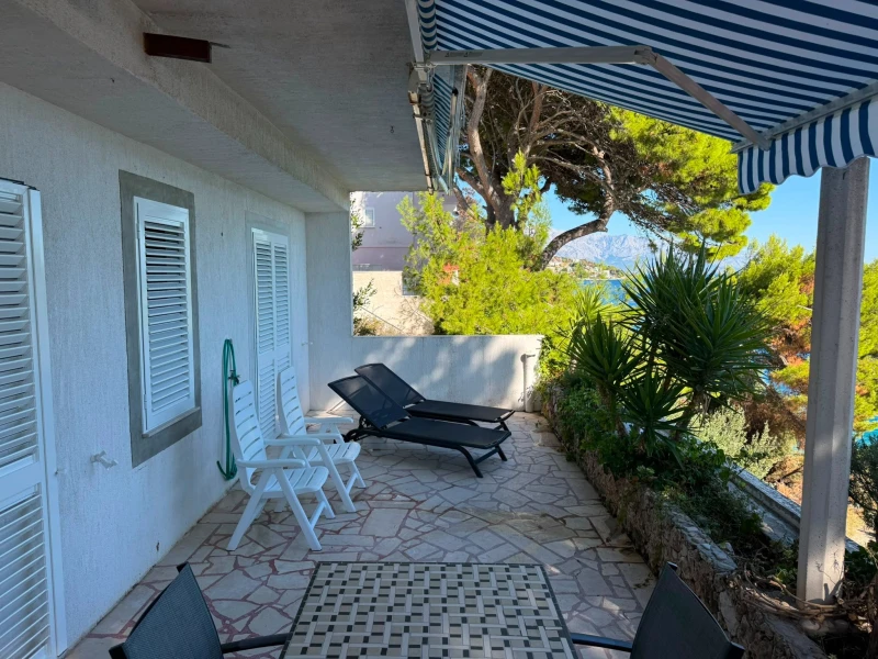 Seaview-seaside apartment Stanici, Omiš
