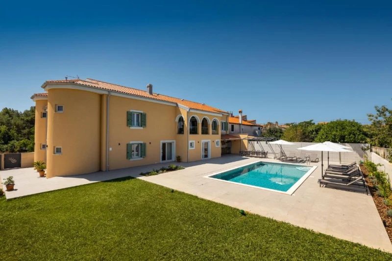 Villa Lucilla, Novigrad