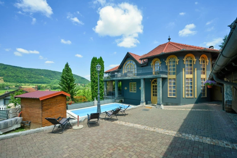 Villa Requiem, Bednja