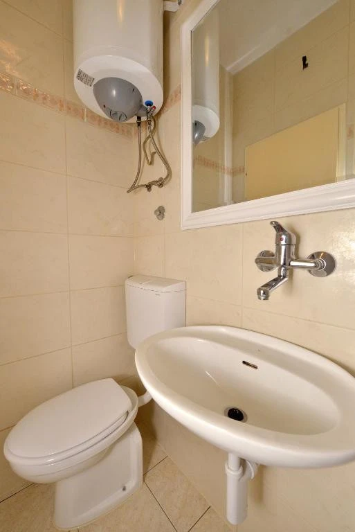 Apartment Vega, Kupaonica / wc