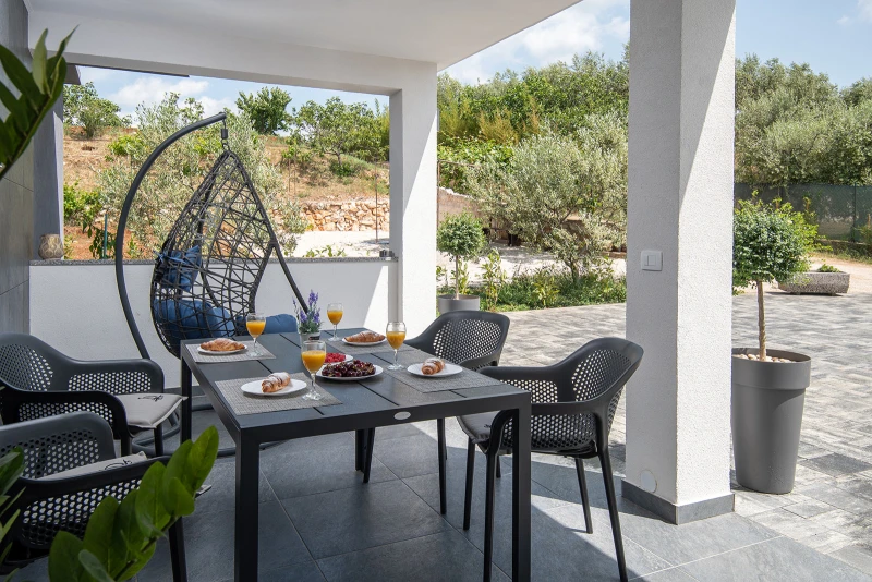 Nice Apartment with XXL swimming pool -Rovinj, Living room