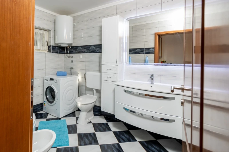 Rustico Apartment with XXL swimming pool -Rovinj, Bathroom / WC