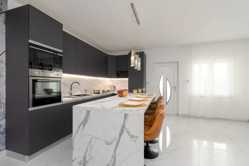 Nice Apartment with XXL swimming pool -Rovinj, Kitchen