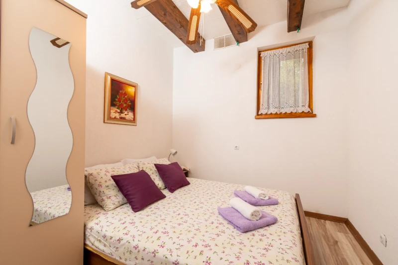 Rustico Apartment with XXL swimming pool -Rovinj, Bedrooms